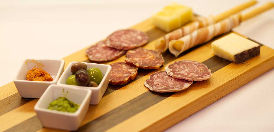 salumi-platter-slider